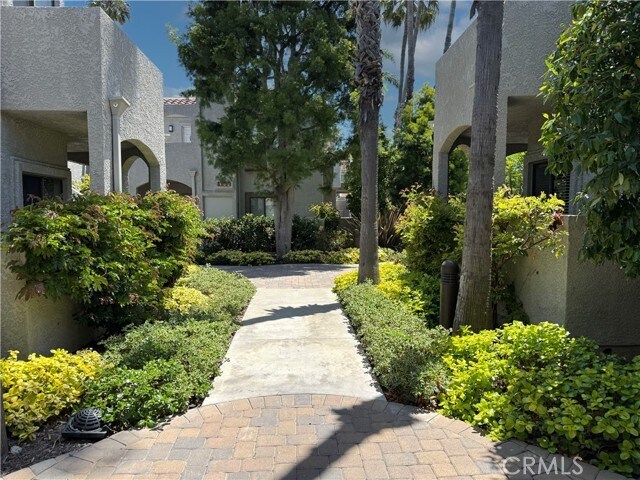 Building Photo - 4762 Tiara Dr