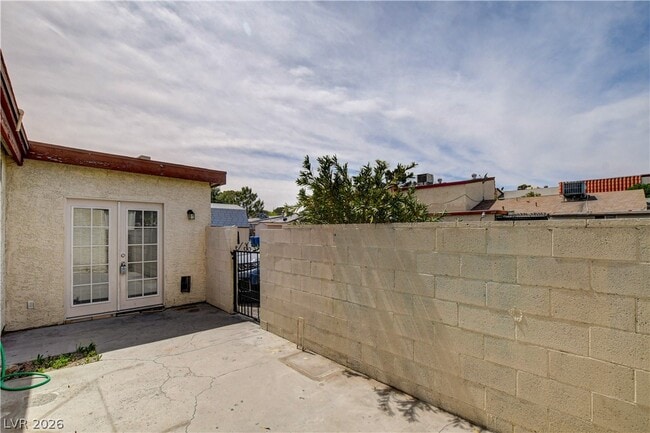 Building Photo - 3928 Torsby Pl
