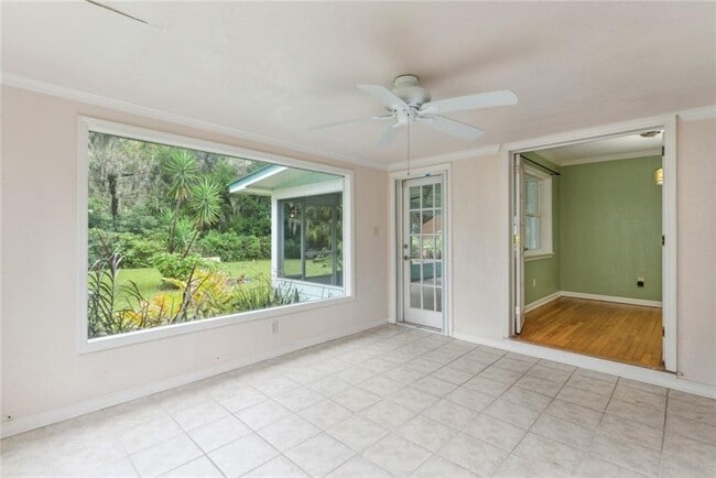 Building Photo - 1407 Sycamore Ave