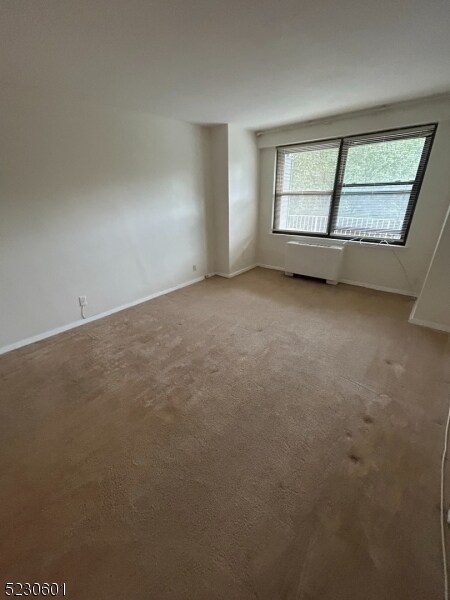 Building Photo - 285 Aycrigg Ave