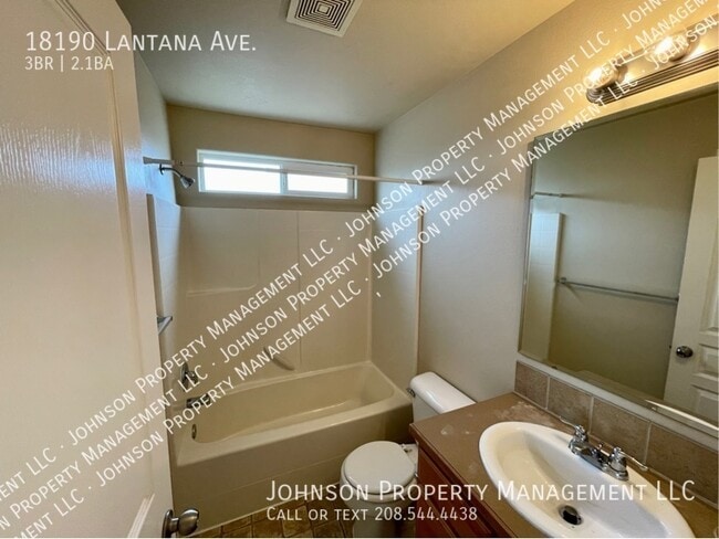 Building Photo - 18190 Lantana Ave