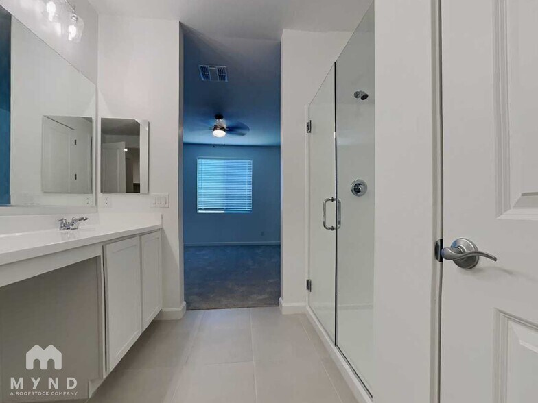 Building Photo - 13409 W Tether Trail