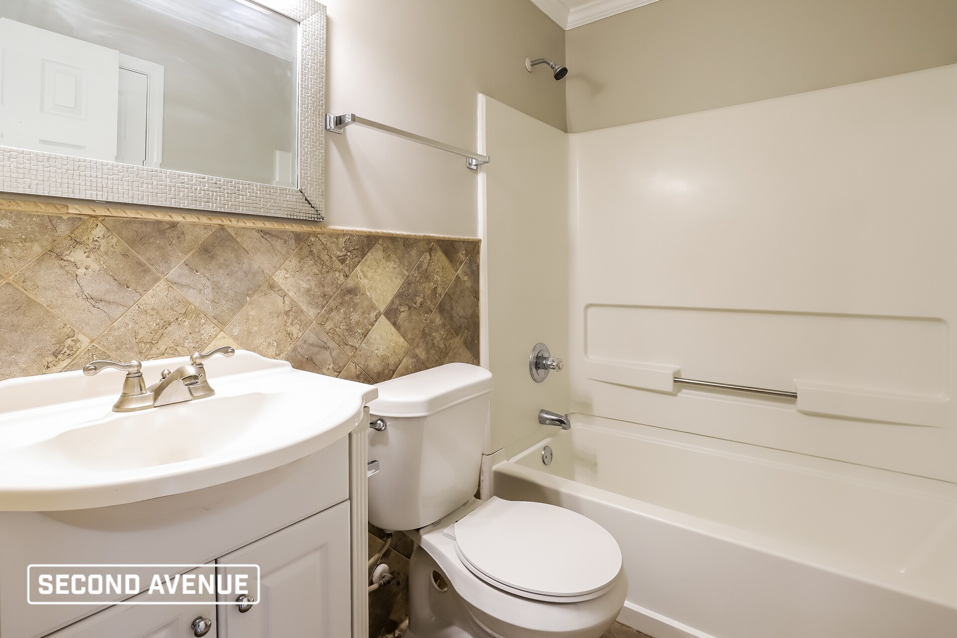 Building Photo - 550 Chardonnay Ct