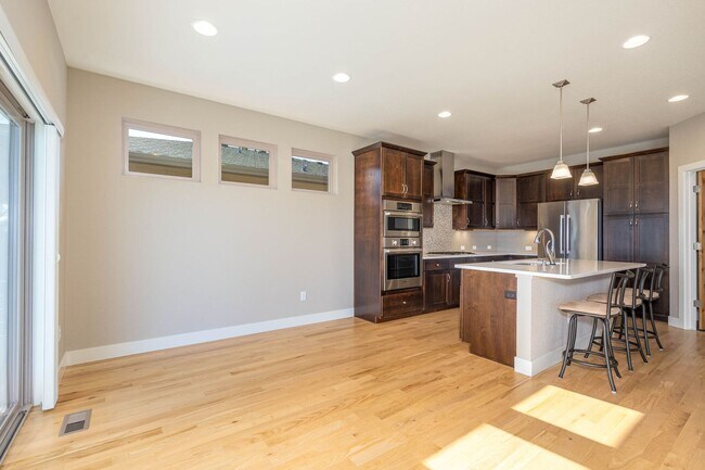 Building Photo - 6928 Summerwind Ct