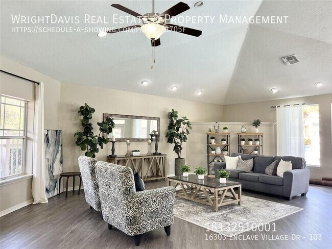 Building Photo - 16303 Enclave Village Dr