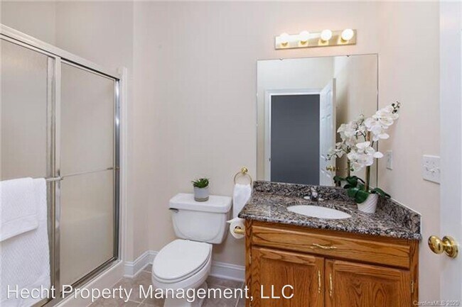 Building Photo - 3 br, 2 bath House - 3861 Azalea Trail