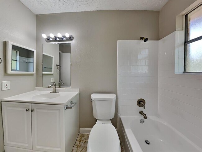 Building Photo - 7434 Tetela Dr