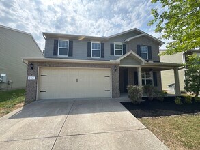 Building Photo - Well-Maintained 4BR Home in Lebanon | Great Location + Natural Light
