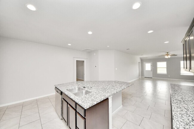 Building Photo - 3314 Zephyr Park Ln