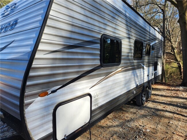 Building Photo - 315 Fairplay Rd