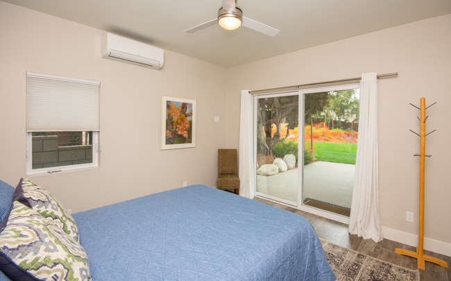 Building Photo - Beautiful Fully Furnished 1 Bd Rental!