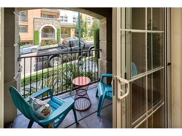 Building Photo - 2982 Larciano St