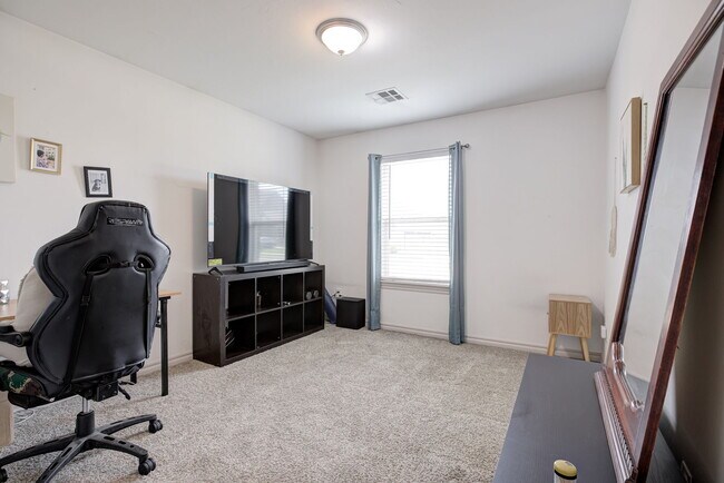 Building Photo - 14701 Travertine Fls Ln
