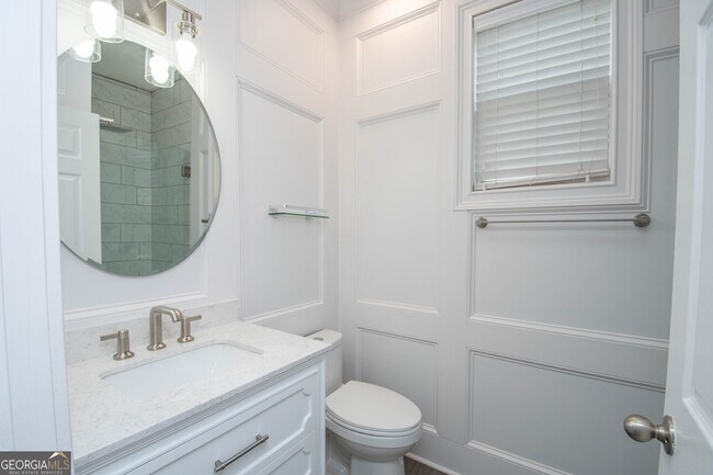 Building Photo - 179 Scenic Hills Dr