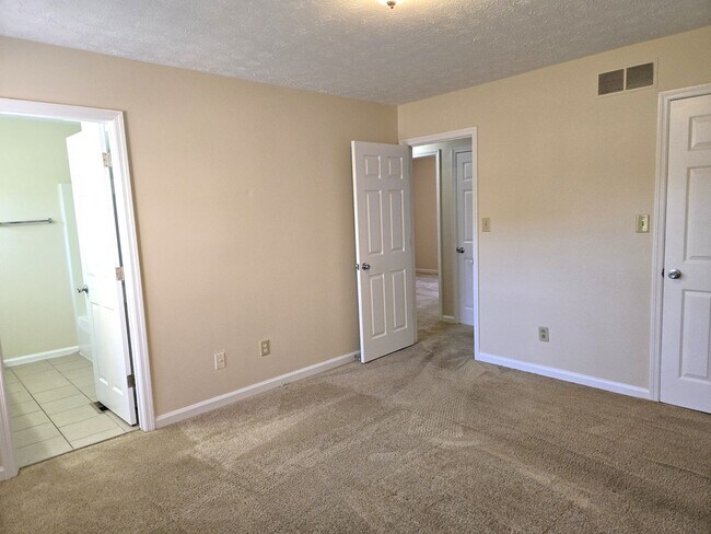 Building Photo - Belleau Woods Ranch Home  251222