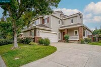Building Photo - 903 Arrowhead Terrace