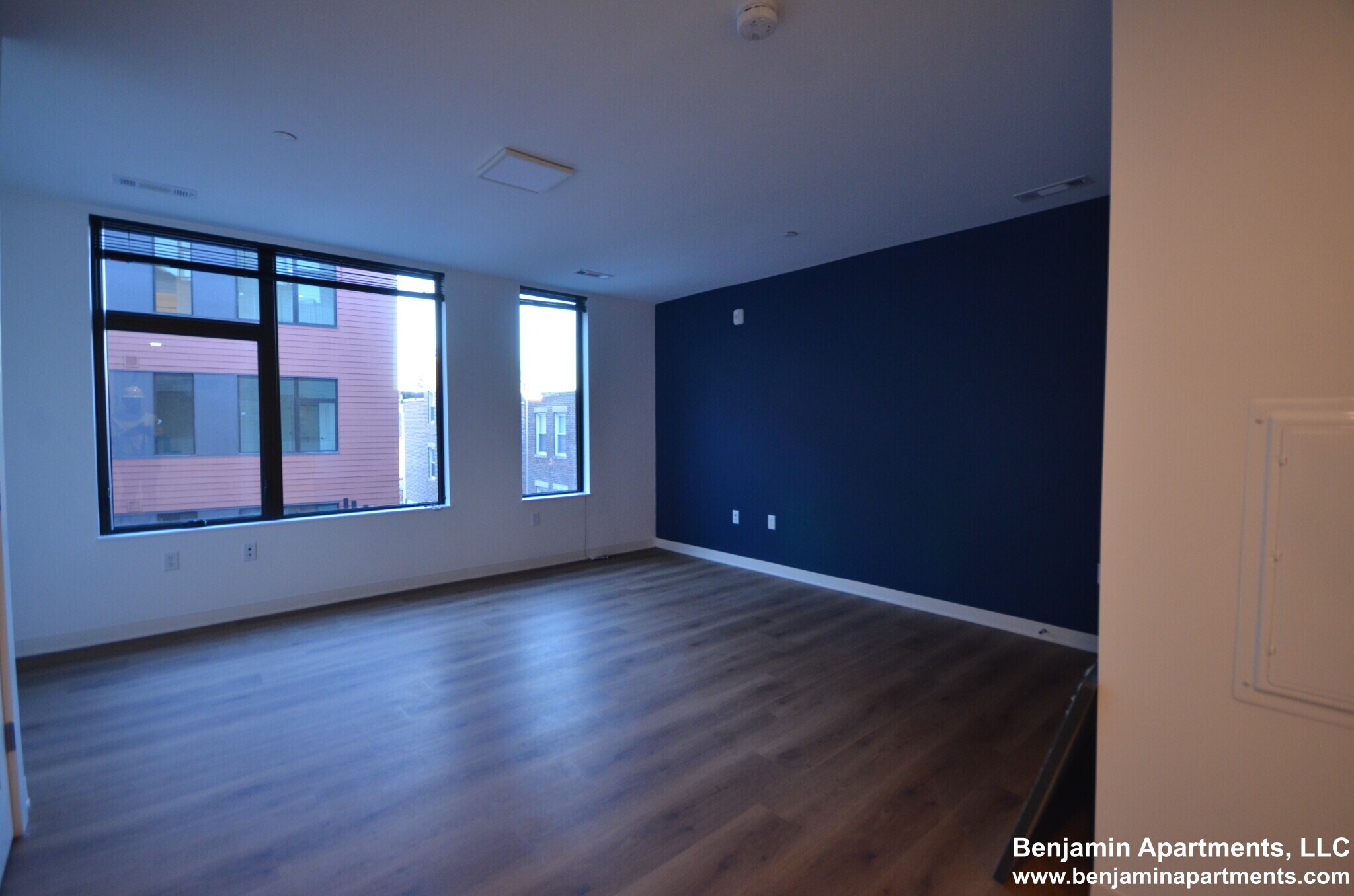 Building Photo - 89 Brighton Ave