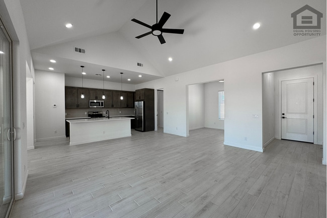 Building Photo - 3Bed/2Bath House in North Surprise! BRAND NEW! NEVER LIVED IN!
