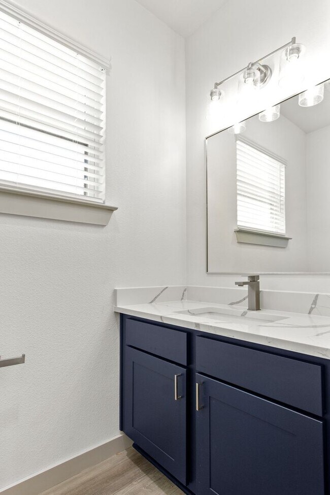 Building Photo - * MOVE IN SUMMER 7/31/207 * 5 Bed 5.5 Bath...