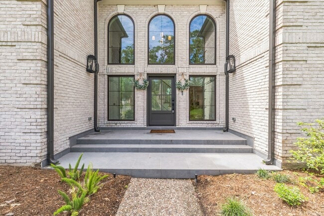 Building Photo - 4810 Middle Falls Dr