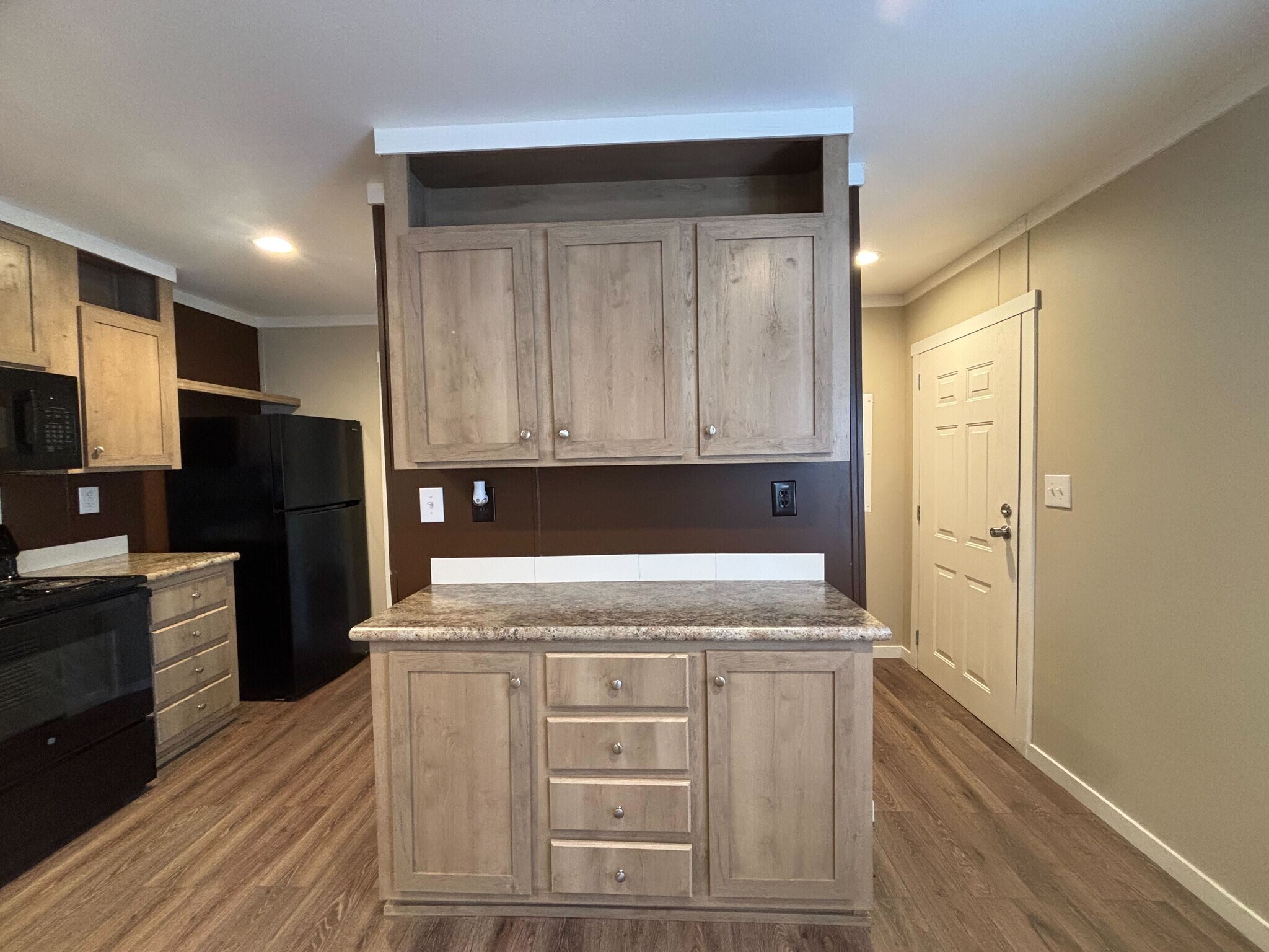 Building Photo - 231 Fryer St