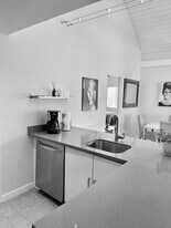 Building Photo - 78255 Cabrillo Ln