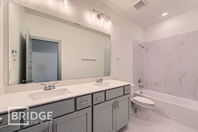 Building Photo - WESTON-33171 Oak Heights Pl, Magnolia, TX ...