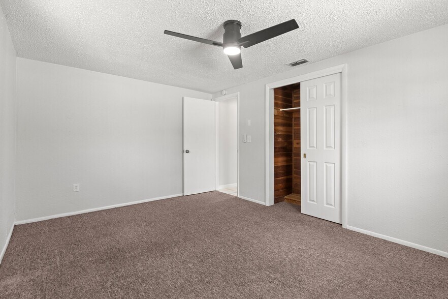 Building Photo - 3337 Winder Dr