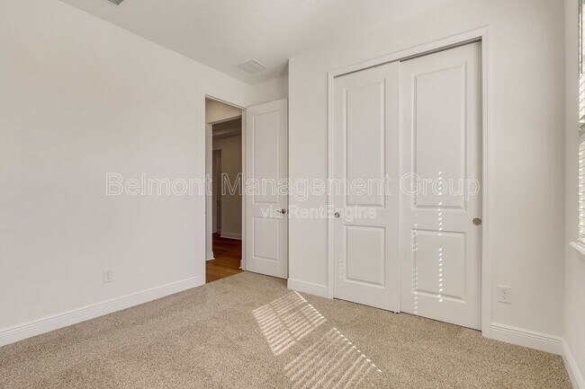 Building Photo - 1141 British Cir