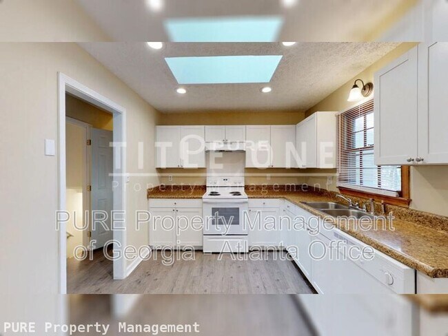 Building Photo - 31 Etowah Ct