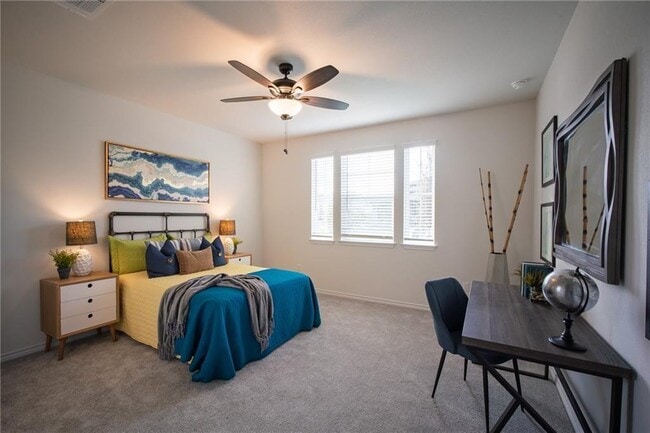 Building Photo - 9109 Looksee Ln