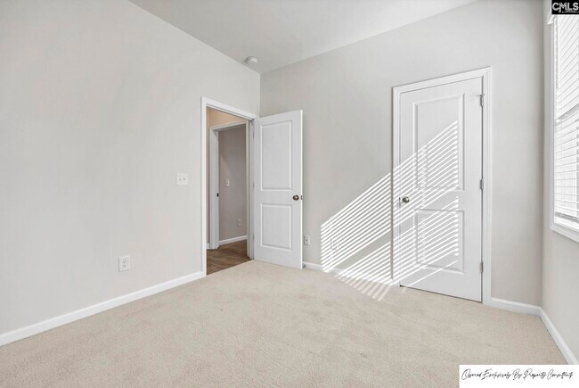 Building Photo - 741 Spring Cress Dr