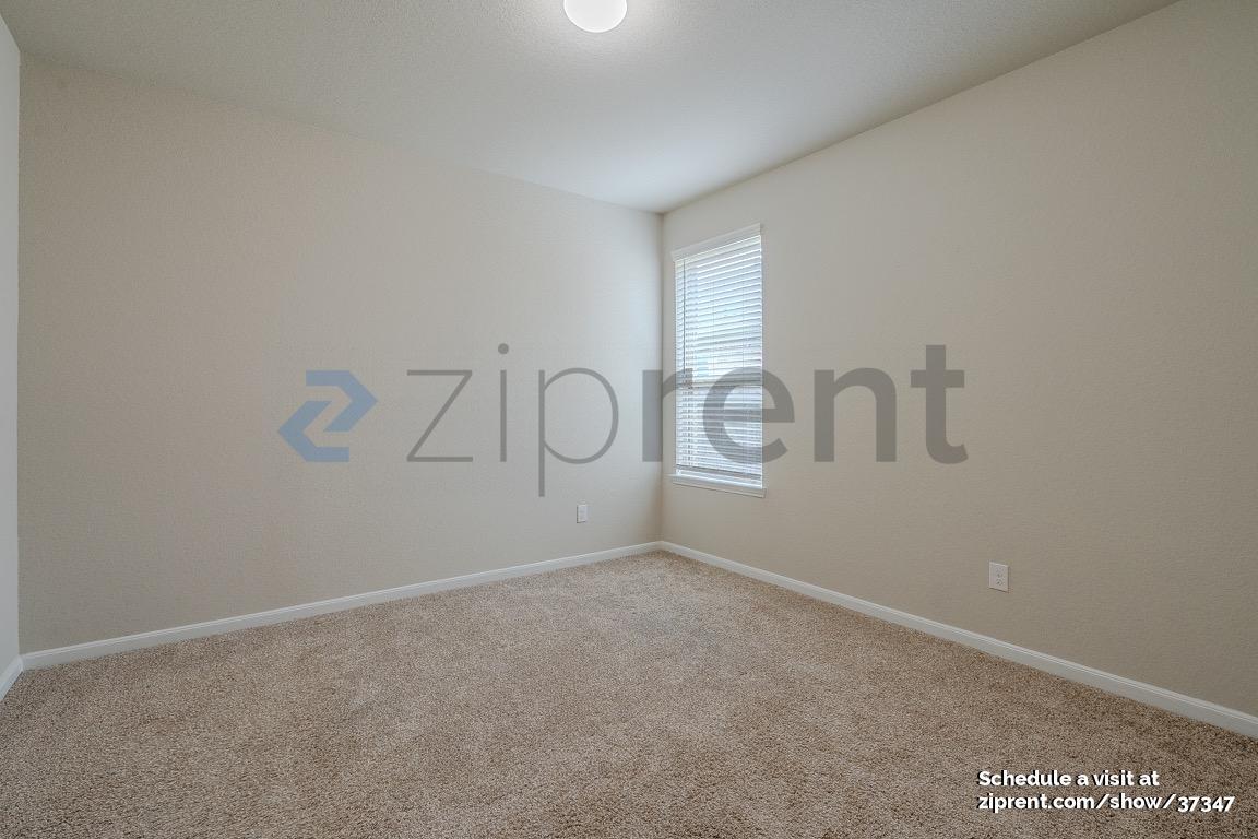 Building Photo - 27939 Parkside Creek Dr
