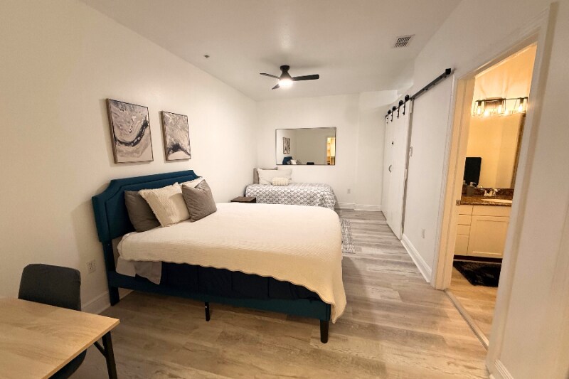 Building Photo - 628 Cleveland St