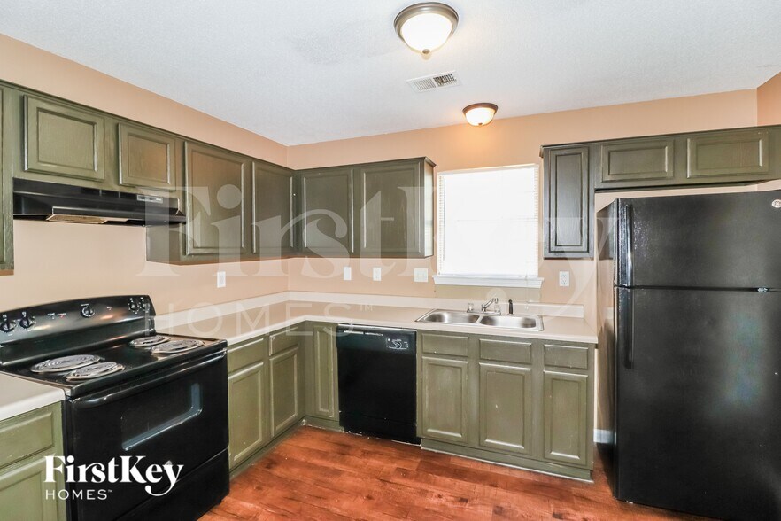 Building Photo - 1229 Calebs Ridge Dr