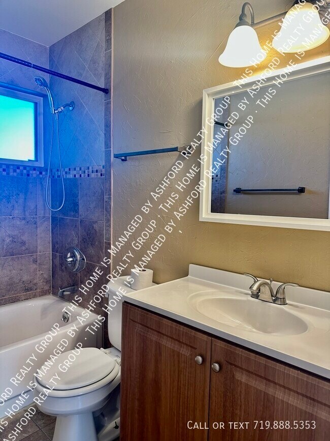 Building Photo - 3712 Windflower Cir