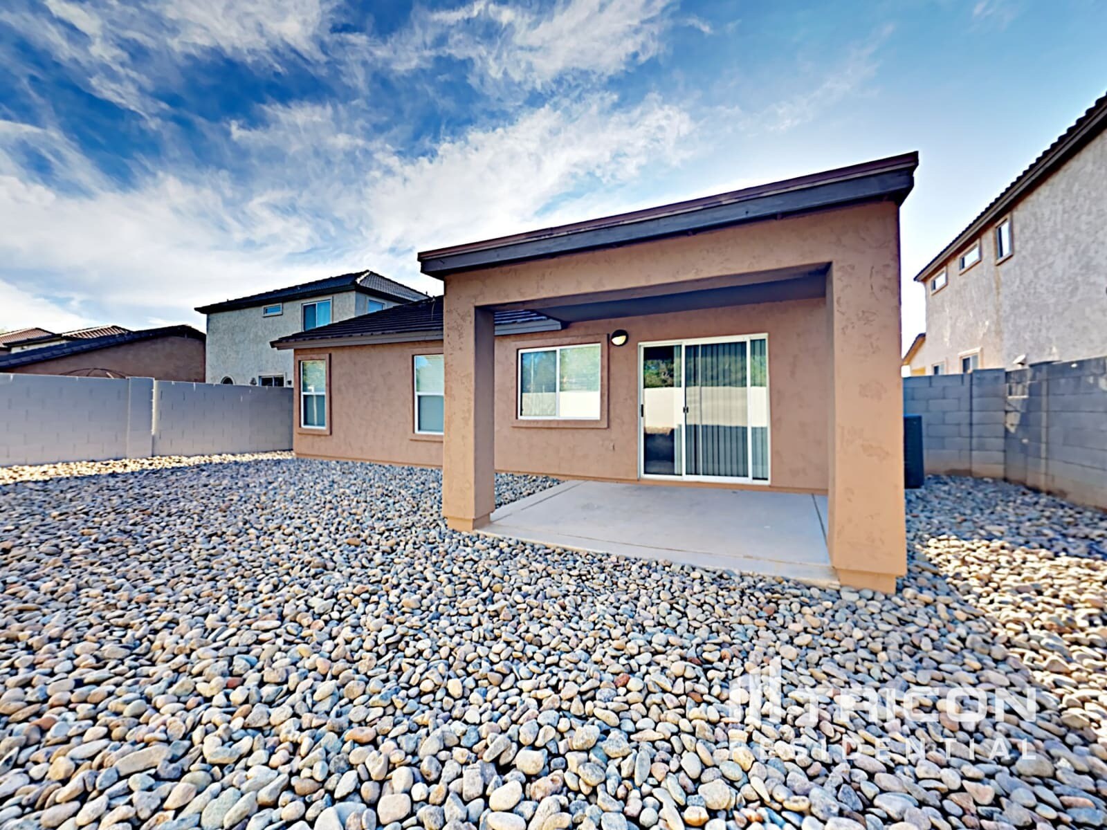 Building Photo - 6914 S 38th Ln