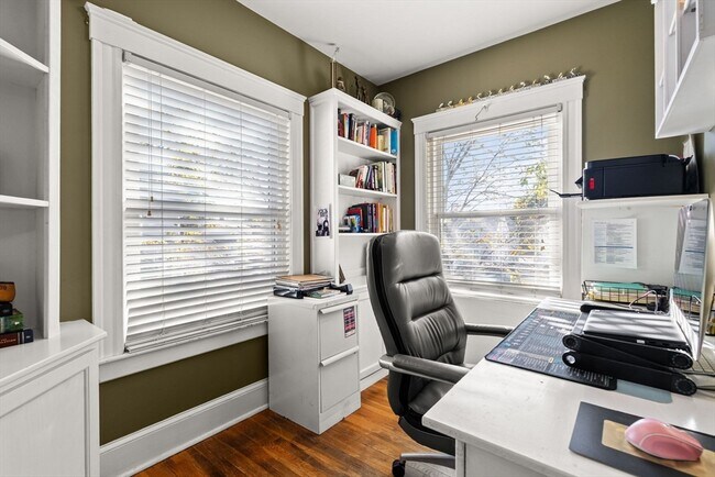 Building Photo - 101 Beach St