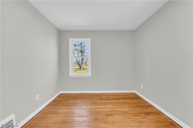 Building Photo - 3802 Park Dr