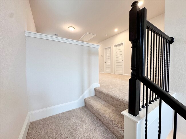 Building Photo - 9749 Grace Rdg Dr