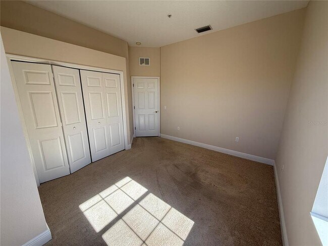 Building Photo - 8153 Miramar Way