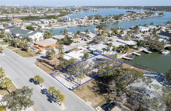 Building Photo - 717 E Gulf Blvd