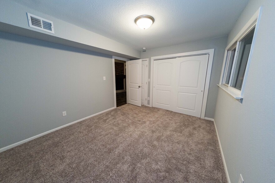 BR 1 - 3834 E Edgerton Ave