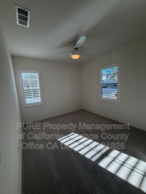 Building Photo - 15 Galan St