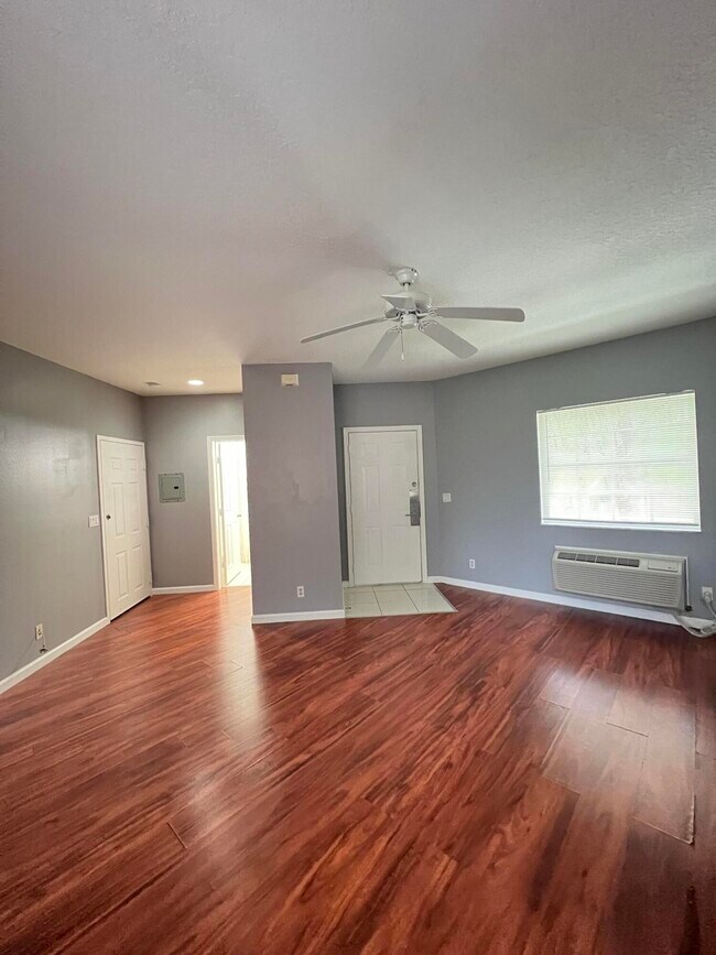 Building Photo - 8377 Mulligan Cir