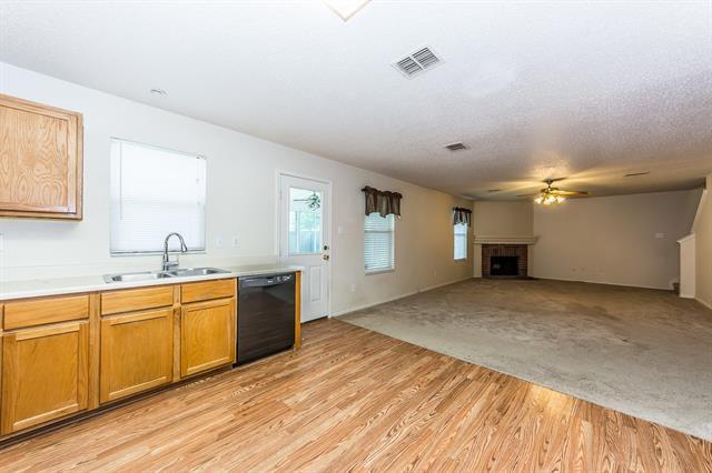 Building Photo - 8709 Stonebriar Ln