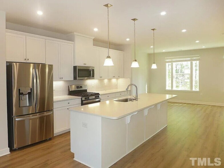 Building Photo - 137 Callowhill Ln