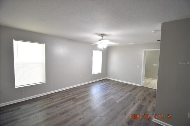 Building Photo - 1501 E Palifox St