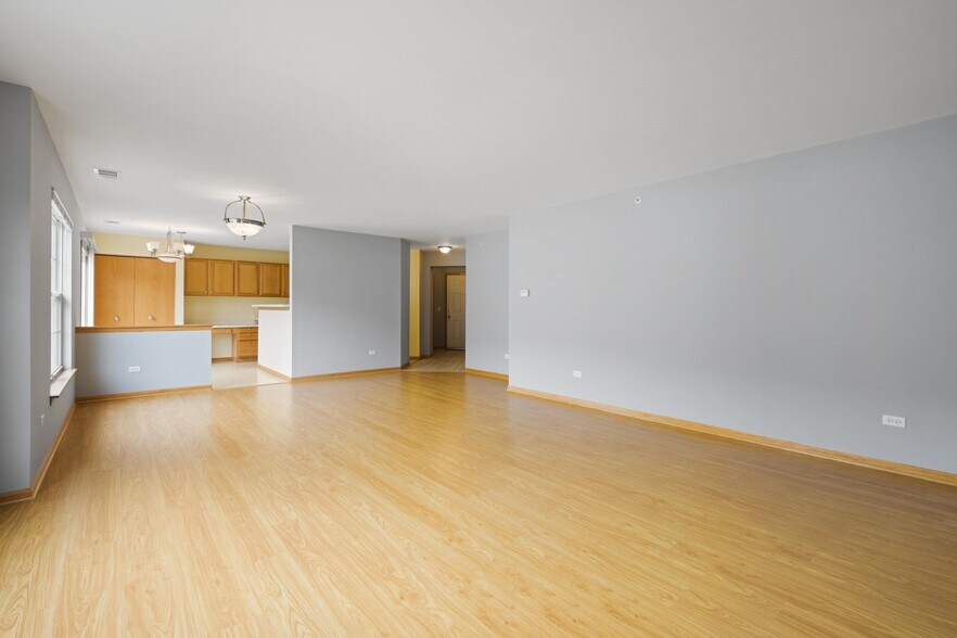 Building Photo - 680 Mill Cir