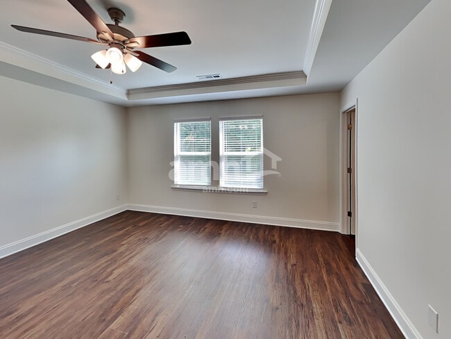 Building Photo - 5924 Hagar Vly Dr